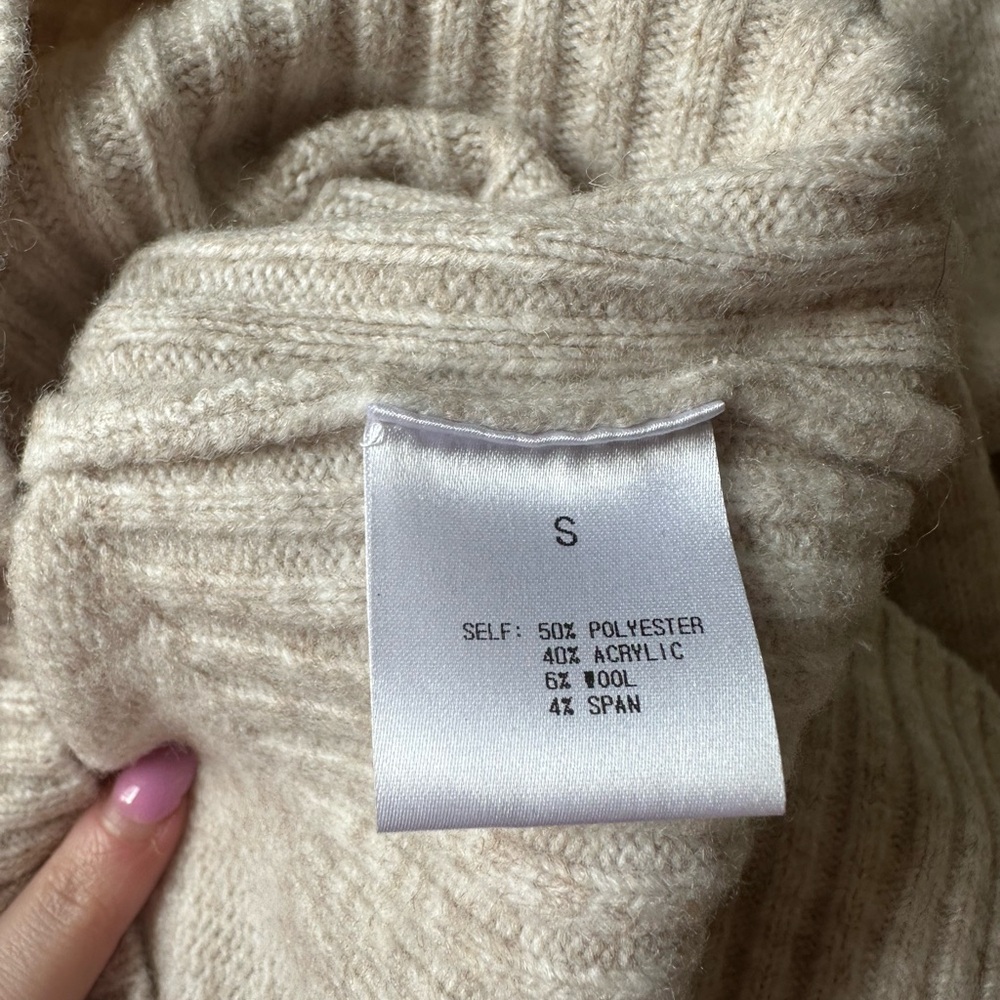 Collared Sweater - Picture 5 of 5